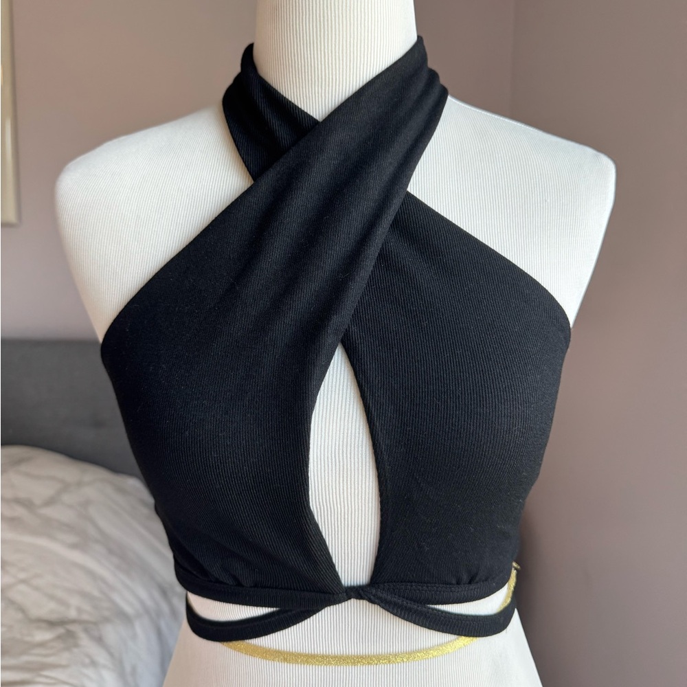 NWOT Superdown Black Mariella Halter Top Size XS